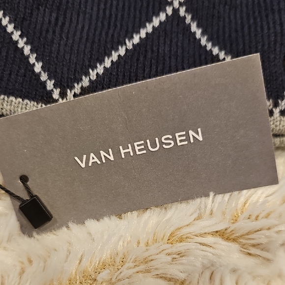 Van Heusen Dark Blue and White Patterned Beanie - Picture 3 of 7